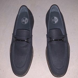 Mens size 9 dress shoe- black